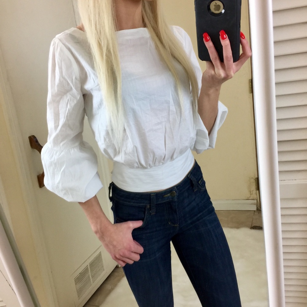 ***FLASH SALE!!!*** BEBE NWOT CHIC WHITE BLOUSE - Picture 2 of 8